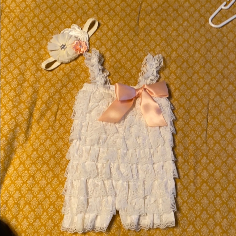 Baby lace romper